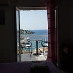 Bocin Rosso Hvar Town