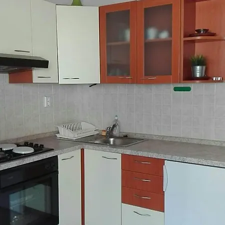 Bocin Rosso 3* Хвар