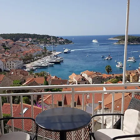 Gostinjska kuća Bocin Rosso 3*
