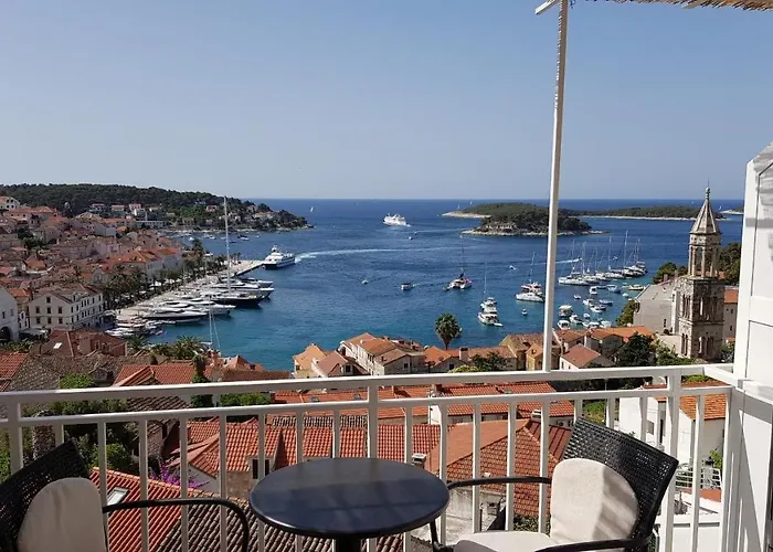 Bocin Rosso Gæstehus 3*