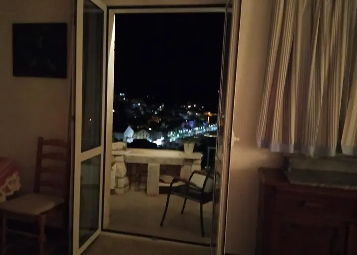 Bocin Rosso 3* Hvar Town